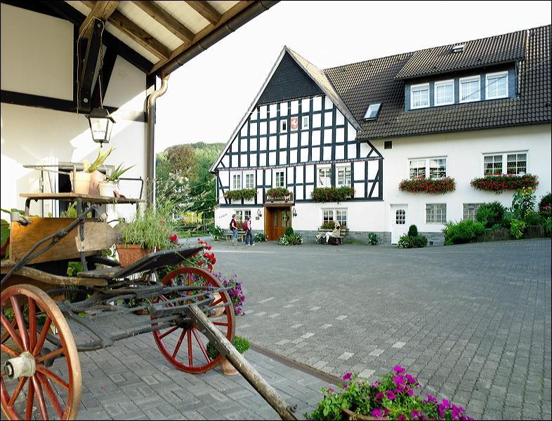Hotel Klaukenhof Lennestadt Exterior foto